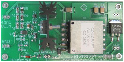 LED驅(qū)動器參考設(shè)計,1.9英寸 x 3.9英寸,雙層板