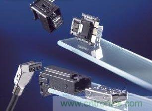 圖1:泰科電子的可靠的汽車USB連接技術