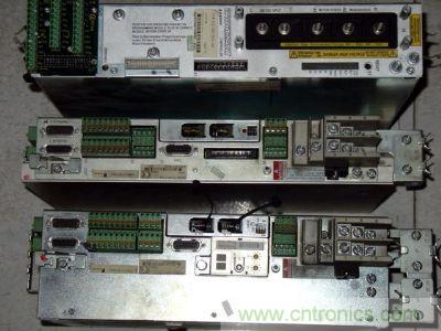 圖題:伺服電機驅動器