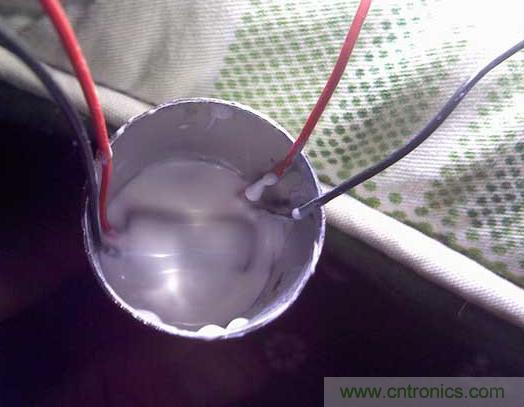 高亮LED手電筒超簡(jiǎn)DIY:原理圖+全過程