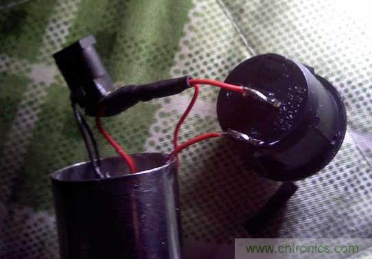 高亮LED手電筒超簡(jiǎn)DIY:原理圖+全過程