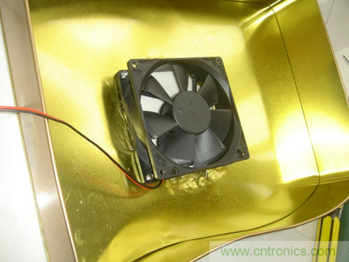 月餅盒DIY:自制筆記本散熱風(fēng)扇