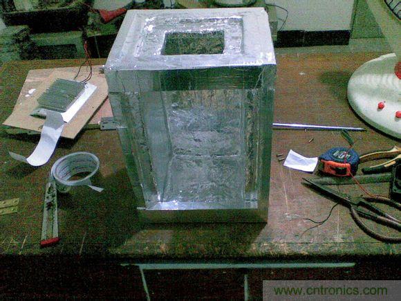 牛人DIY:百元自制車載冰箱