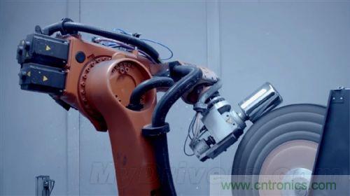 顛覆傳統(tǒng)設(shè)計，蘋果全新Mac Pro生產(chǎn)線探秘