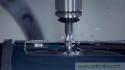 顛覆傳統(tǒng)設(shè)計，蘋果全新Mac Pro生產(chǎn)線探秘