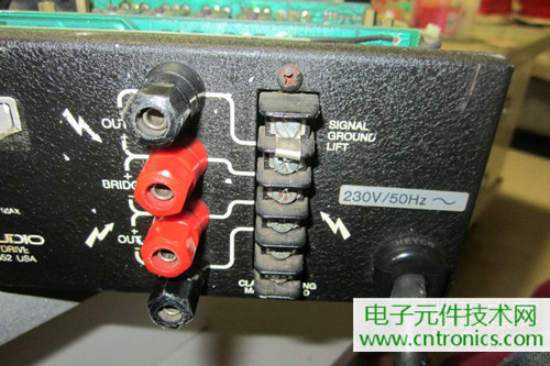 用料很給力!專業后級功放美國高峰FA1201拆解