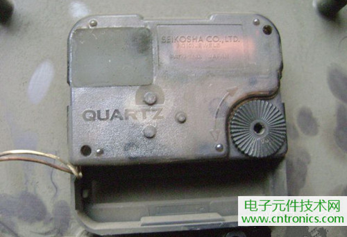 拆個老古董，日本精工石英電子掛鐘拆解