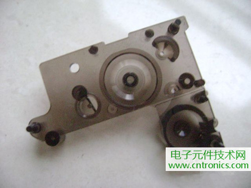 拆個老古董，日本精工石英電子掛鐘拆解