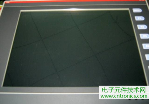 觸摸屏售價(jià)過萬？一臺工控設(shè)備觸摸屏拆解