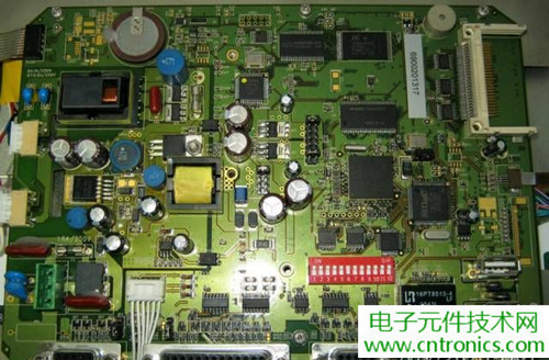 觸摸屏售價(jià)過萬？一臺工控設(shè)備觸摸屏拆解