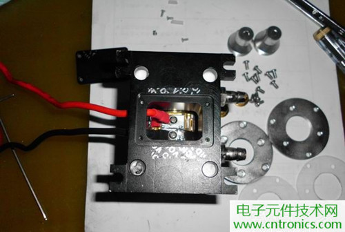 這貨一萬三?50W半導體激光模塊拆解