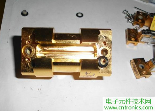 這貨一萬三?50W半導體激光模塊拆解