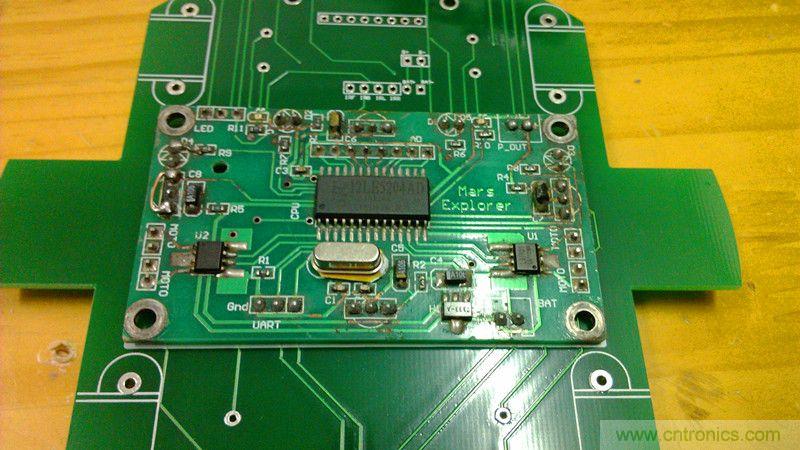 牛人力作！PCB版藍(lán)牙智能小車DIY