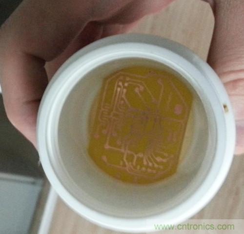 不足10元!低成本DIY便攜USB音箱