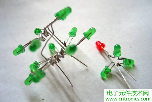 工科男的圣誕禮物:簡(jiǎn)易LED圣誕樹(shù)DIY