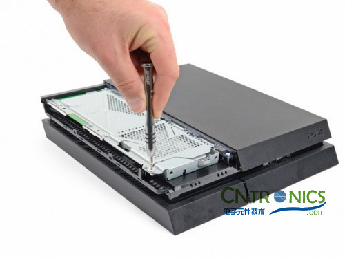 游戲機內部的秘密:逆天級拆解索尼 PALY STATION 4!