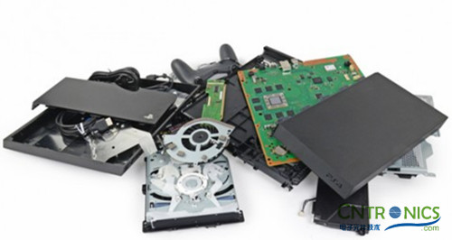 游戲機內部的秘密:逆天級拆解索尼 PALY STATION 4!