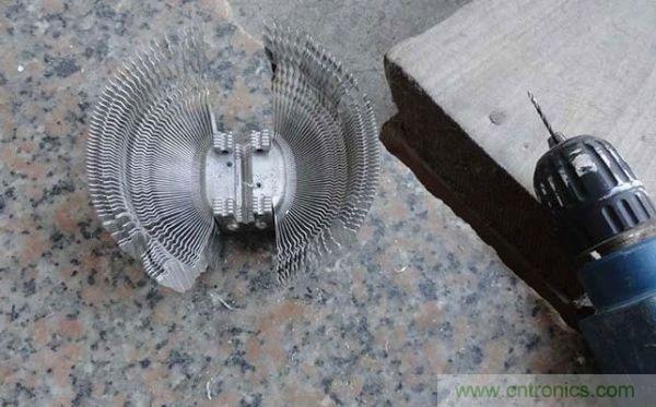 變廢為寶!風扇散熱器變身山寨LED燈