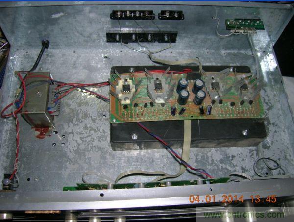 巧奪天工!大神利用山寨功放為高性價比逆變器"穿新衣"