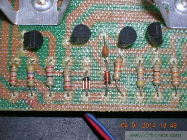 巧奪天工!大神利用山寨功放為高性價比逆變器"穿新衣"
