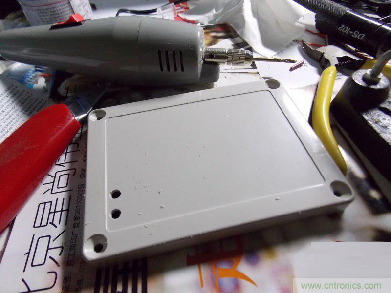 牛人全手工DIY:微電腦智能溫控市電開關