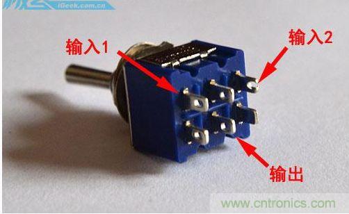 DIY：自制超炫音頻分配器，實(shí)現(xiàn)音箱共用