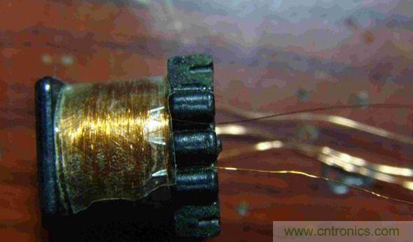 DIY單管自激,領(lǐng)略高壓電火花風采