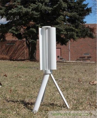 圖3:Skajaquoda的便攜式風力發(fā)電機Trinity,能產生15V的電源并儲存于內置15,000mAh鋰聚合物電池中。