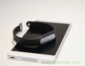 小米手環光感版體驗：便宜實惠，功能尚可