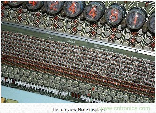 拆解也懷舊，讓人驚嘆的古董級可編程科學計算器 from 1966