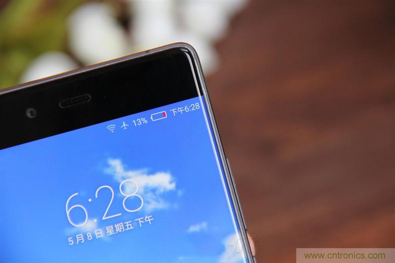 無邊框的 nubia Z9 ,一款既有驚喜,又有驚艷的智能手機