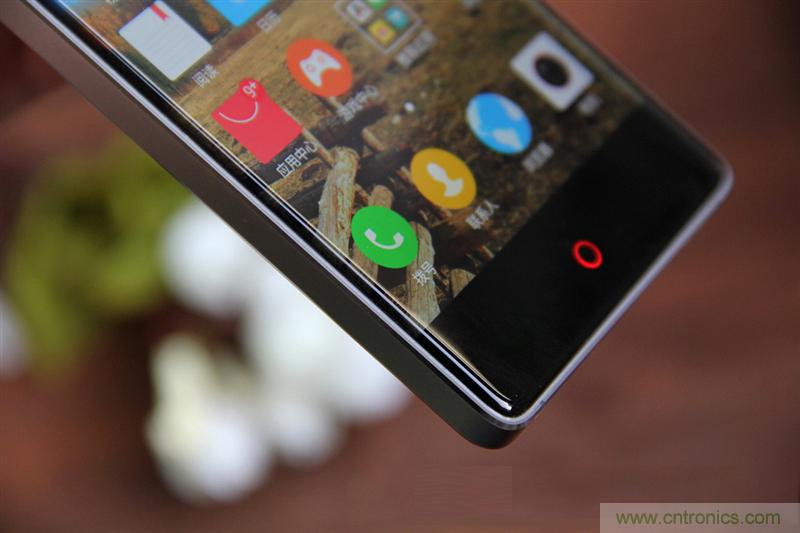 無邊框的 nubia Z9 ,一款既有驚喜,又有驚艷的智能手機