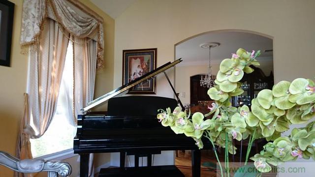 傳奇索尼,憑借Sony Xperia Z5能否在移動市場奪得一席之地?