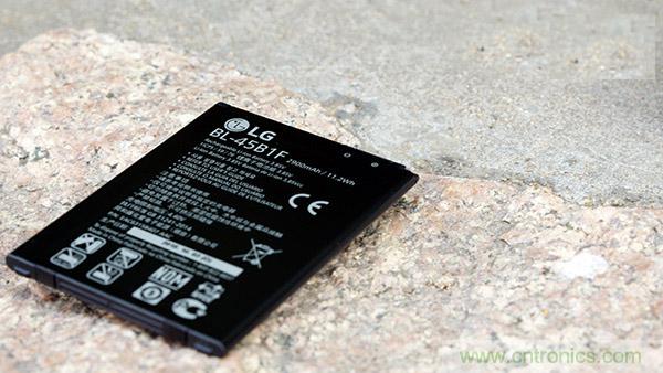 業(yè)界良心 LG V10 評(píng)測(cè):剛毅、冷峻，不失人性化