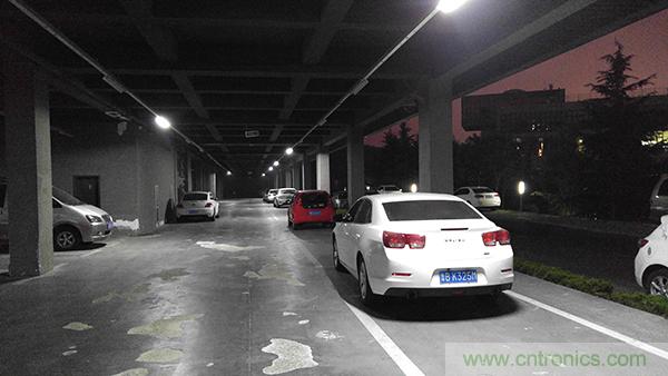 業(yè)界良心 LG V10 評(píng)測(cè):剛毅、冷峻，不失人性化