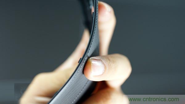 業(yè)界良心 LG V10 評(píng)測(cè):剛毅、冷峻，不失人性化