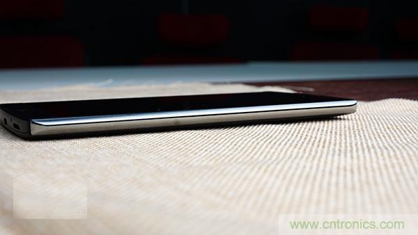 業(yè)界良心 LG V10 評(píng)測(cè):剛毅、冷峻，不失人性化