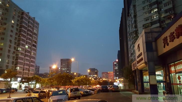 三星S6 edge+評(píng)測(cè):擊退note 5,帶著雙曲屏卷土重來