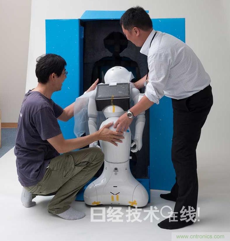 拆解筆記本不過癮,那就來拆拆日本情感機器人吧!