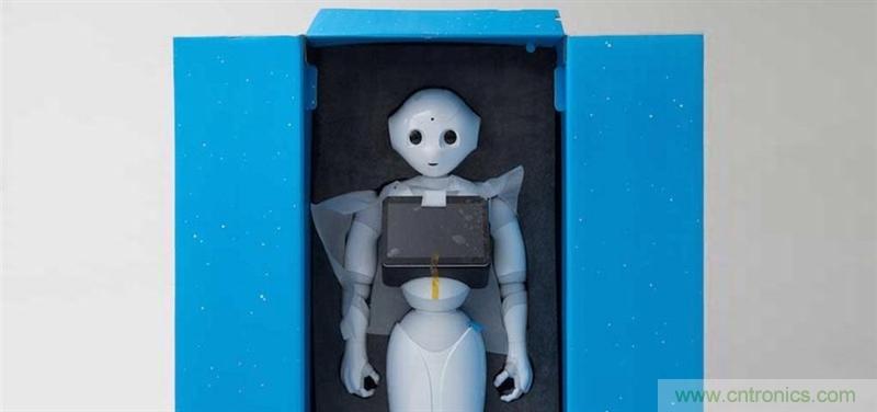 拆解筆記本不過癮,那就來拆拆日本情感機器人吧!