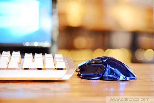 左手寫愛，右手寫他——從此鍵盤鼠標(biāo)不分家！