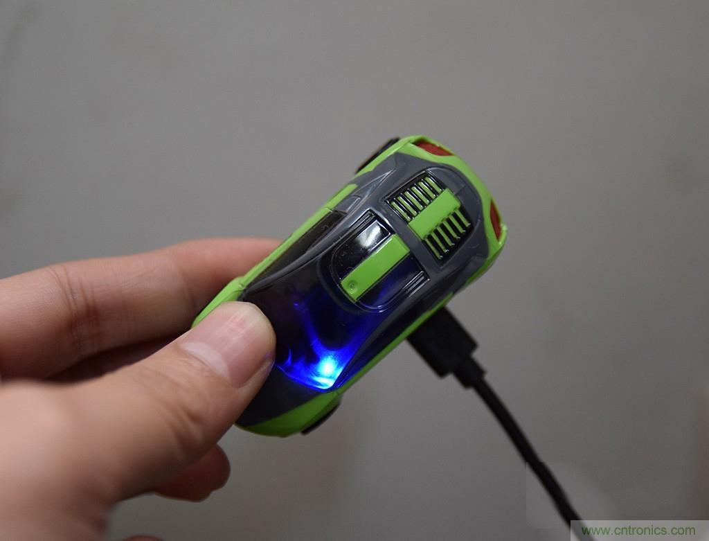 虛擬與現實相結合的飛車游戲，讓你體驗速度與激情的碰撞！