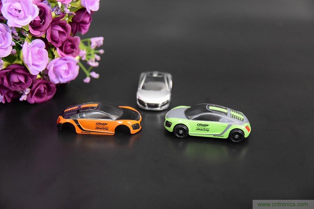 虛擬與現實相結合的飛車游戲，讓你體驗速度與激情的碰撞！