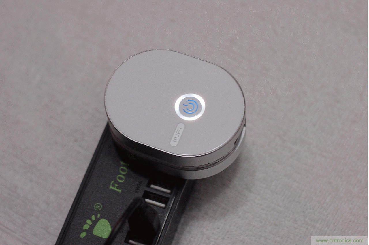 路由器也跟風玩分體設(shè)計,你咋不上天呢?