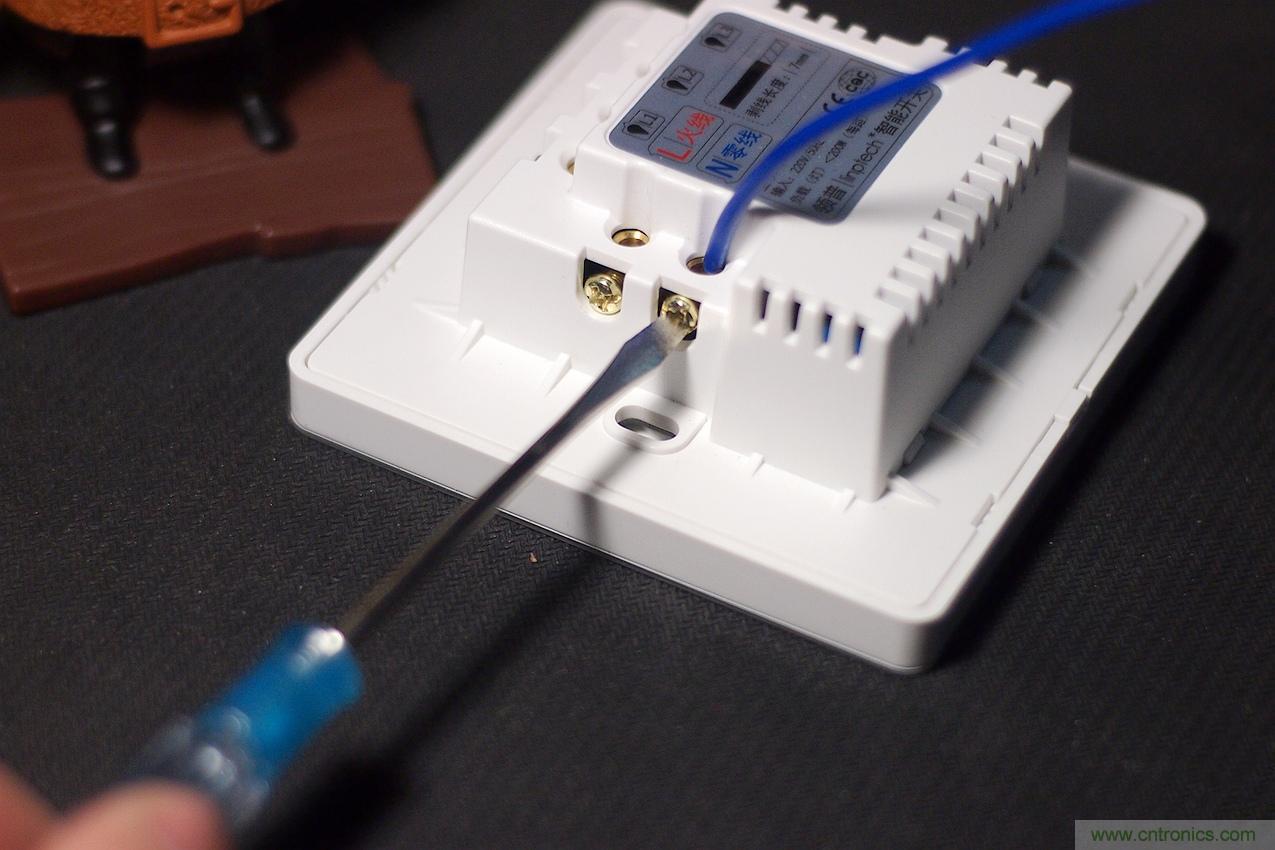 星球大戰原力釋放，無線控制易如反掌