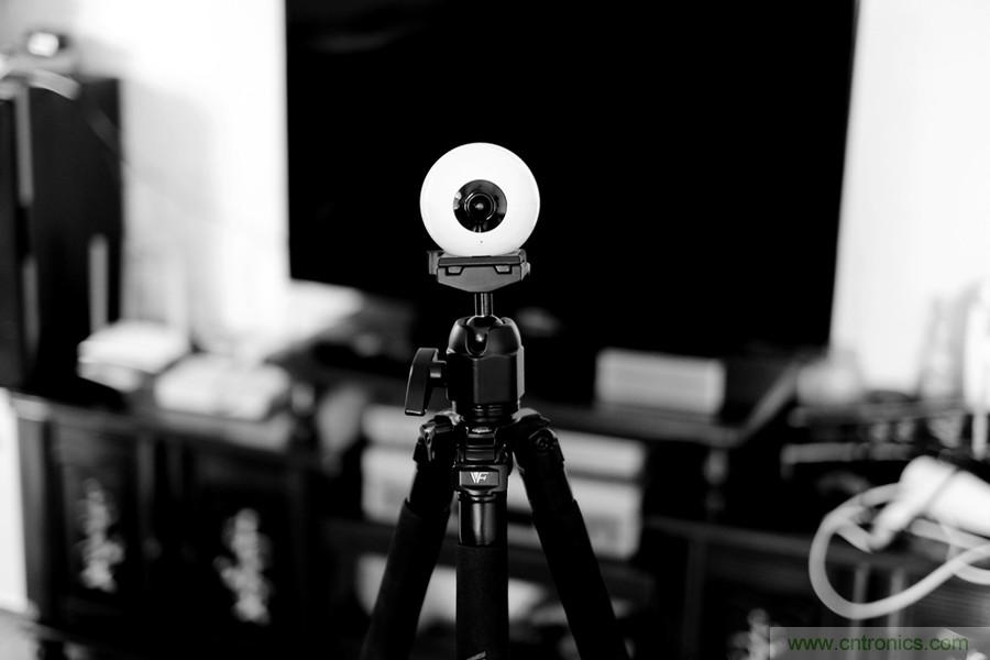 造型神似BB8，讓照片翻滾起來&mdash;&mdash;暴風魔眼