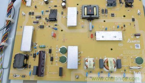 小米電視震撼拆解:內(nèi)部芯片電路設計構造曝光