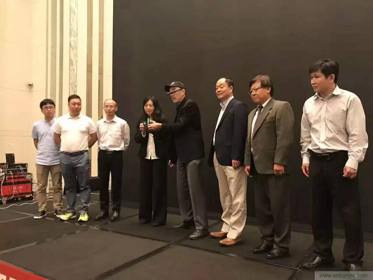 深圳要聞|全球可穿戴之父Steve Mann來深圳了!2017深圳智能穿戴,VR/AR前沿技術論壇暨開發者交流酒會