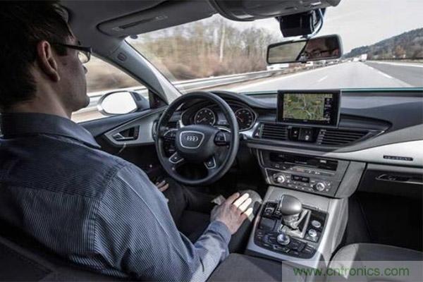 親測：從ADAS到自動駕駛，不同品牌上路表現對比