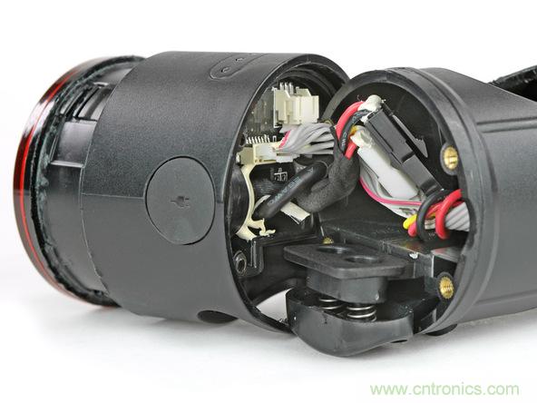 從電池到傳感器，完整拆解小米智能自行車